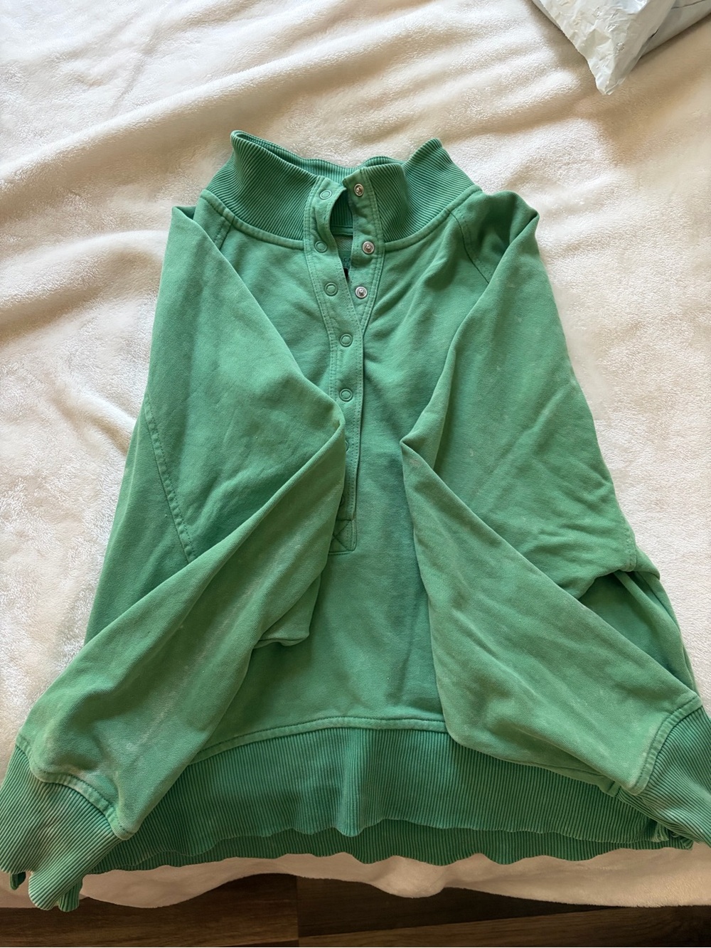 AE Green Button-Up Pullover Sweatshirt